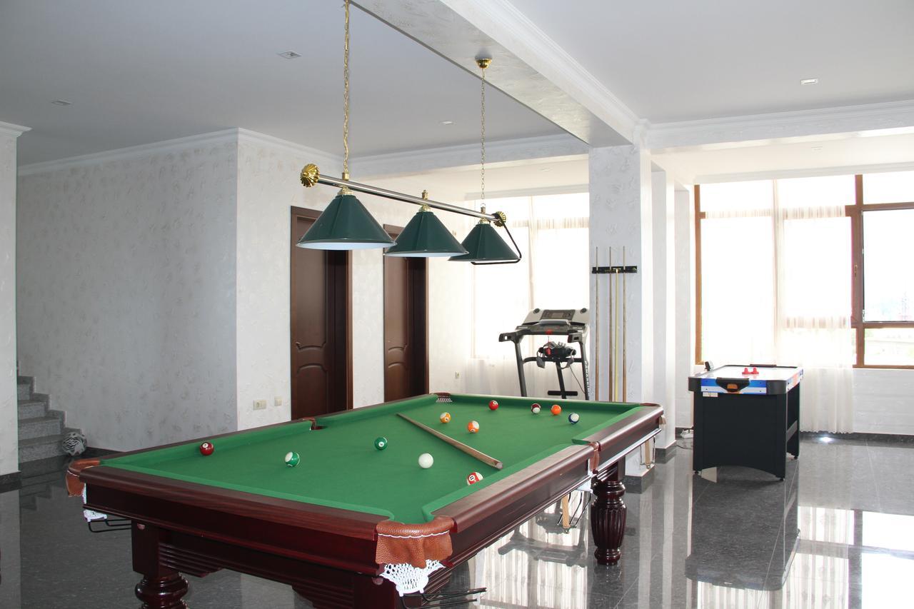 Hotel 725 Batumi Eksteriør bilde