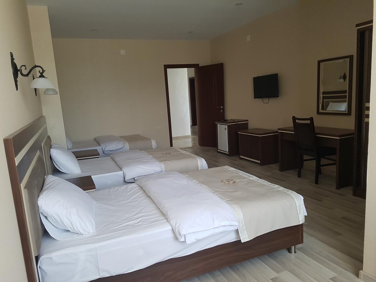 Hotel 725 Batumi Eksteriør bilde